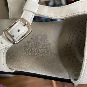 SAS Tripad Comfort - White Strapped Sandals